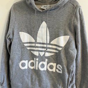 adidas Sweatshirt
